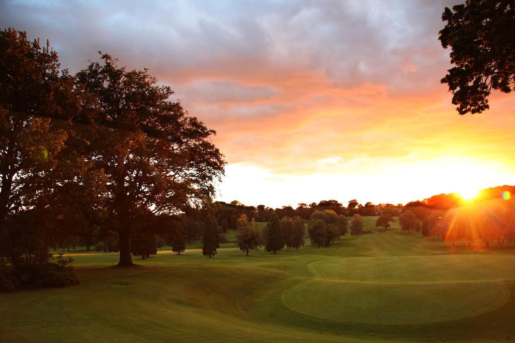 Shaw Hill Hotel Golf And Country Club Chorley  Extérieur photo